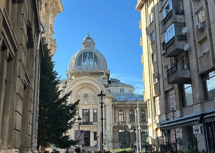 Апартаменти Panoramic Terace Victory Boutique Бухарест