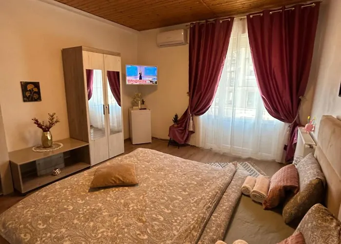 Panoramic Terace Victory Boutique Апартаменты *